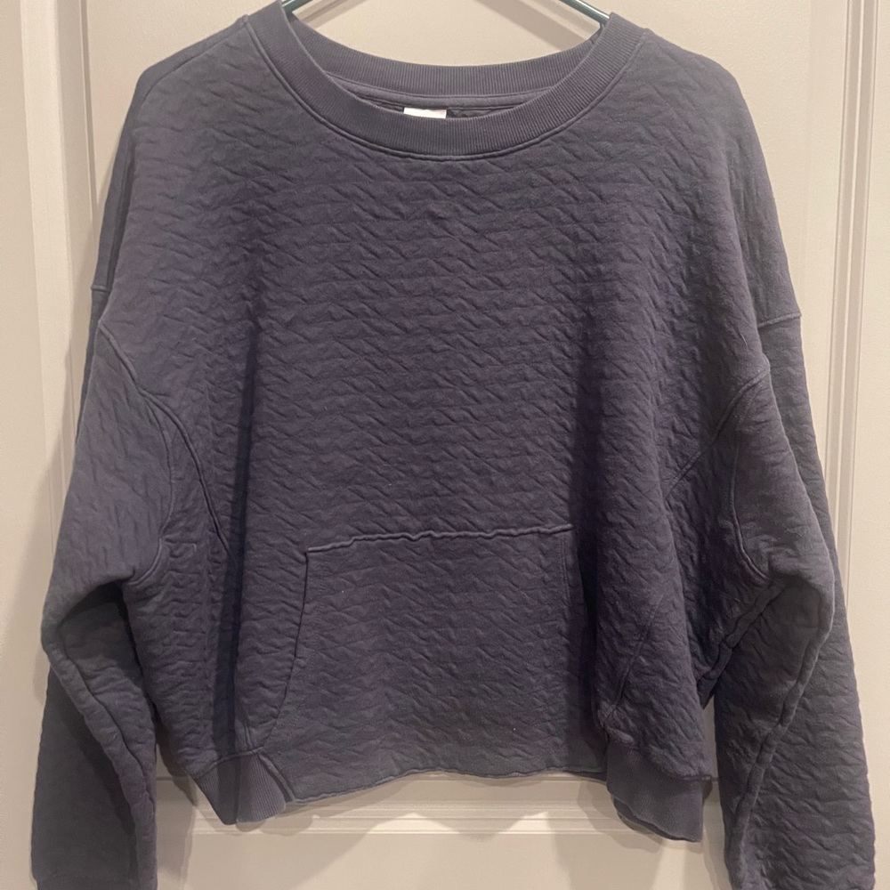 Textured Navy Blue Sweatshirt
